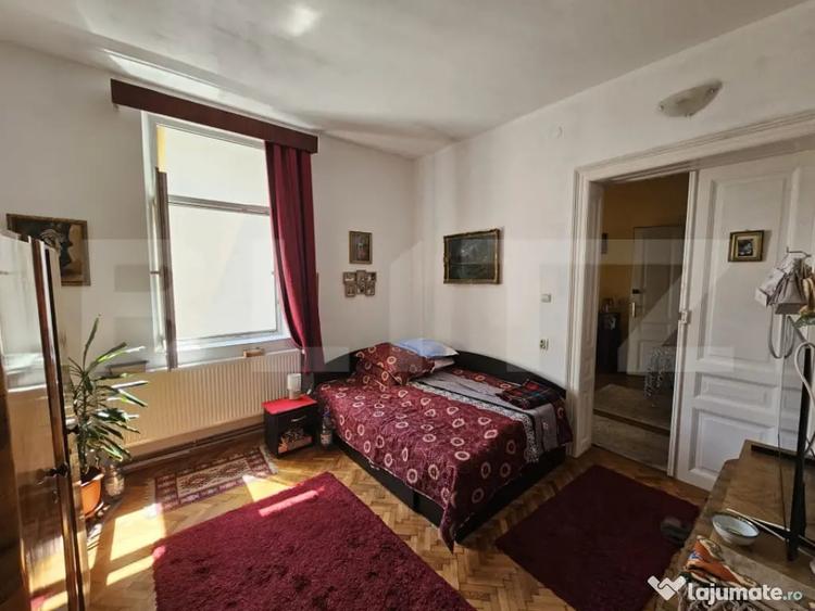 Casă cu 6 camere cu Teren 1000 Mp în Central
