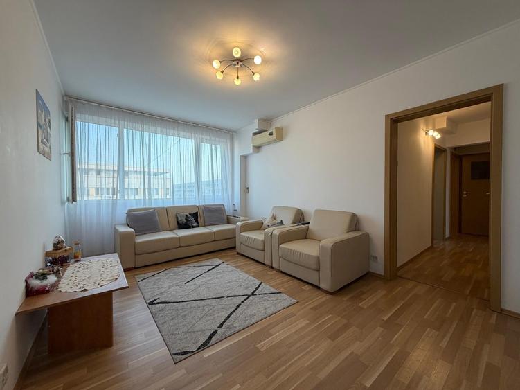 Apartament cu 3 camere decomandat, mobilat în Iancului