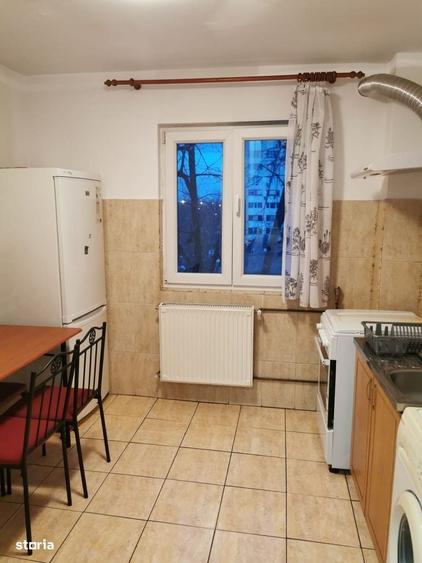 Apartament cu 2 camere semidecomandat în Olimpia-Stadion