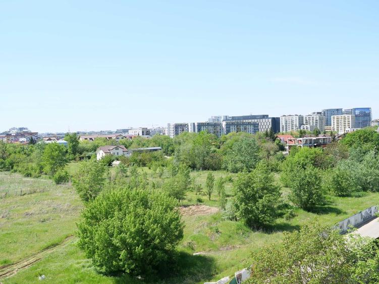 Apartament cu 2 camere decomandat în Băneasa