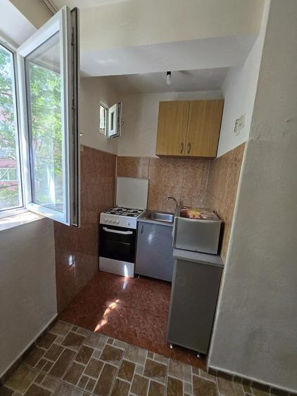 Garsonieră semidecomandată în Vitan