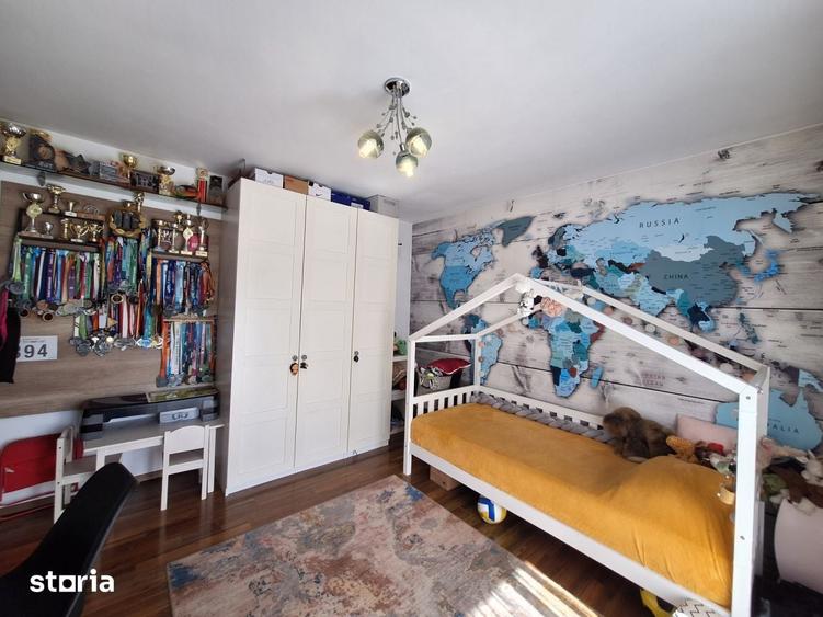 Apartament cu 3 camere în Florești