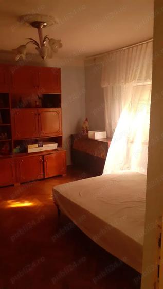 Casă cu 3 camere în Monumentului