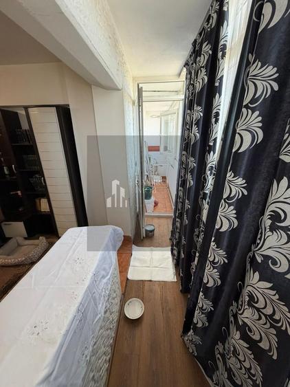 Apartament cu 3 camere decomandat, mobilat în Berceni