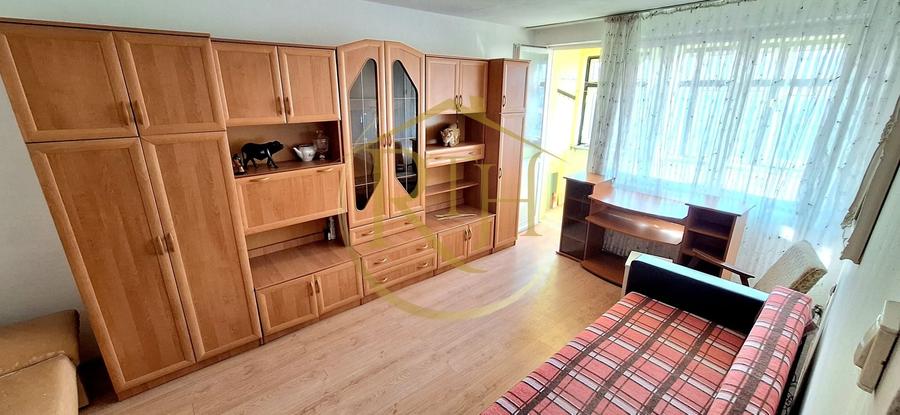 Apartament cu 2 camere decomandat, mobilat în Torontalului