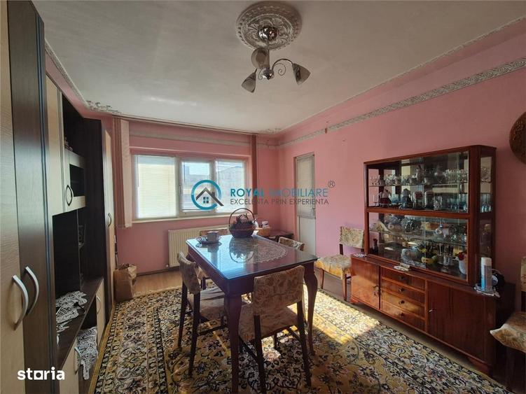 Apartament cu 2 camere decomandat în Paltiniș