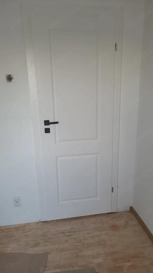 Apartament cu 2 camere decomandat în Hala Centrală