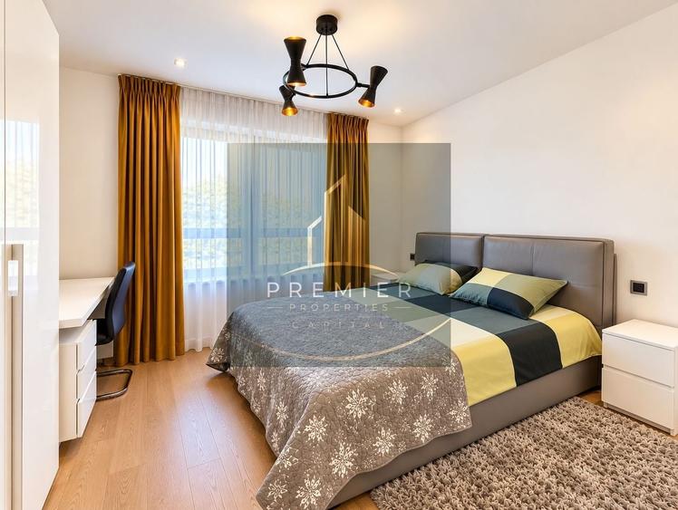 Apartament cu 3 camere semidecomandat în Aviației