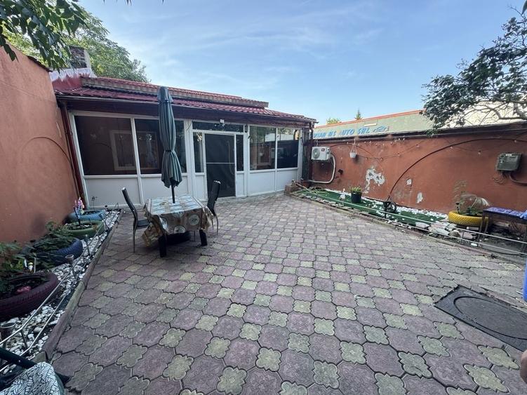 Casă cu 3 camere cu Teren 100 Mp în Colentina