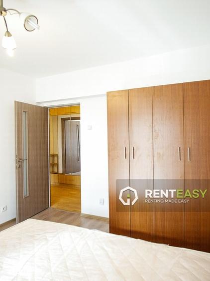 Apartament cu 3 camere în Independenței