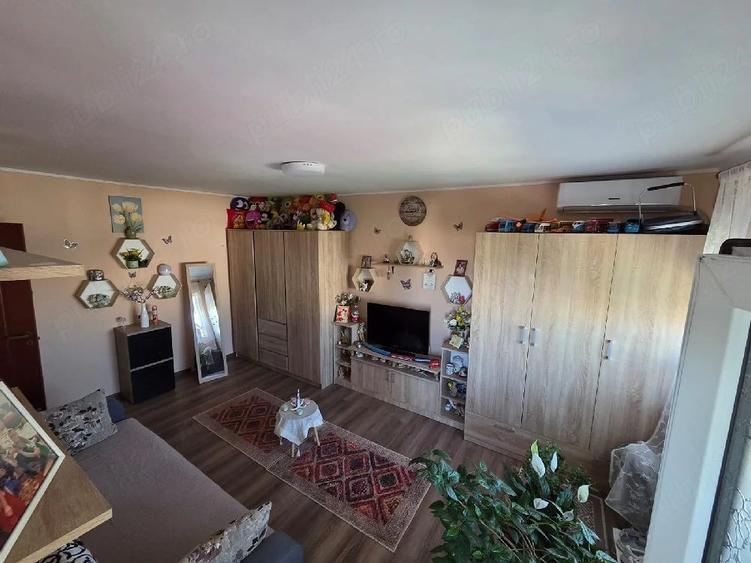 Apartament cu 2 camere decomandat în Dacia