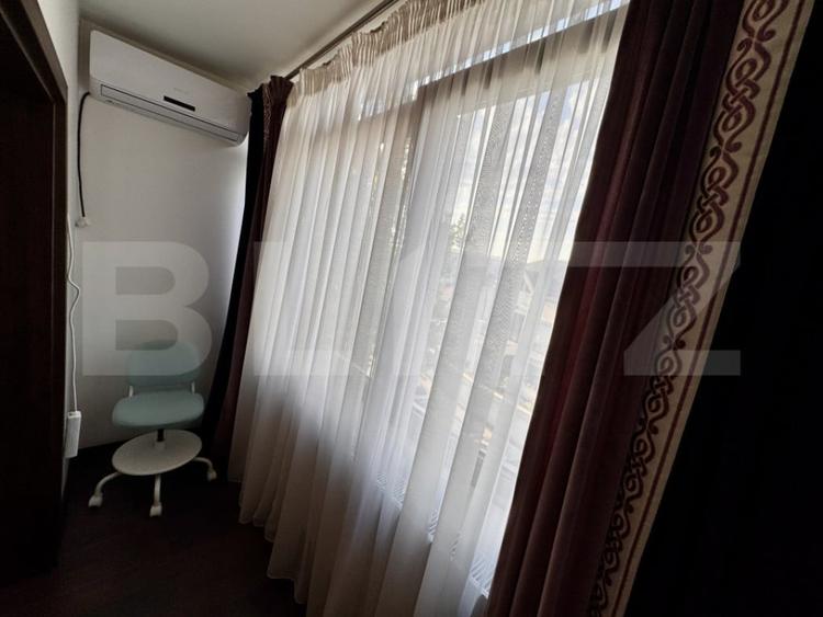 Apartament cu 3 camere decomandat în Valea Rosie
