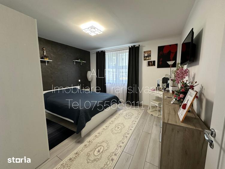 Casă cu 4 camere cu Teren 700 Mp în Central