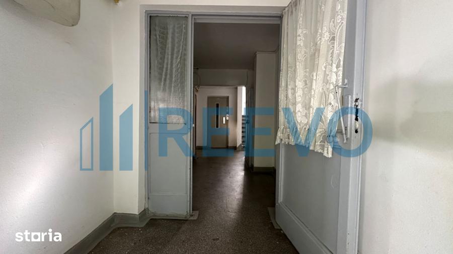 Apartament cu 2 camere semidecomandat, mobilat în Bistrița Lac