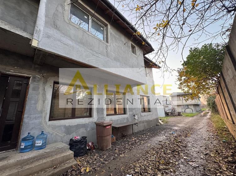 Casă individuală cu 7 camere cu Canalizare în Jilava