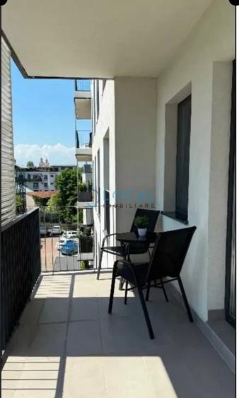 Apartament cu 2 camere semidecomandat, mobilat în Mărăști