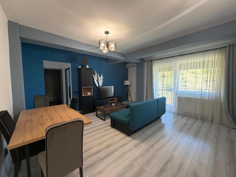 Apartament cu 2 camere semidecomandat, mobilat în Florești