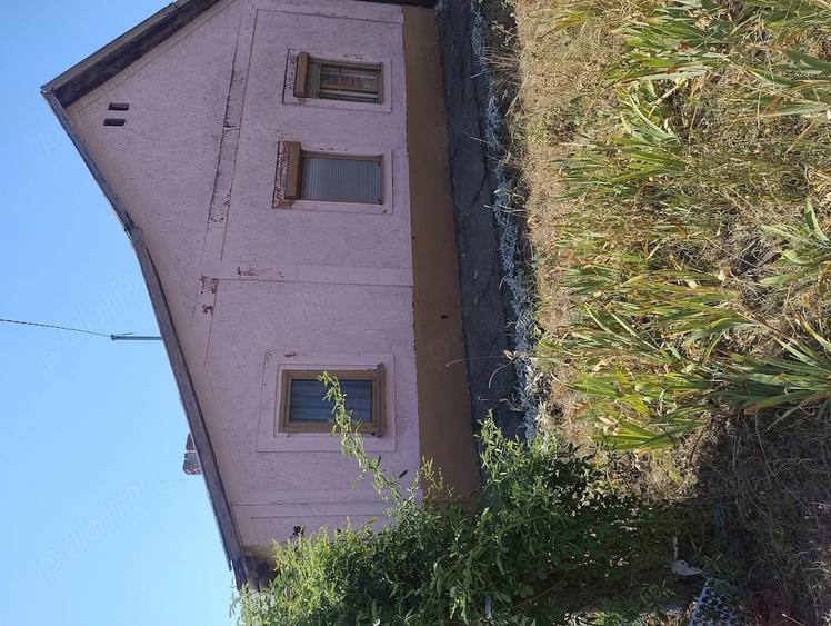 Casă cu 3 camere cu Teren 700 Mp în Exterior Vest