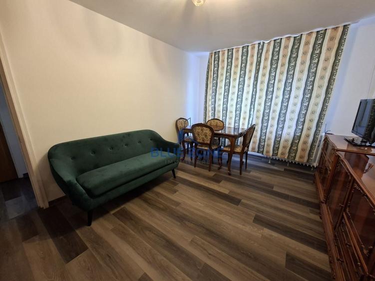 Apartament cu 3 camere decomandat, mobilat în Drumul Taberei