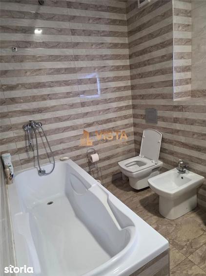 Apartament cu 4 camere, mobilat în Tractorul
