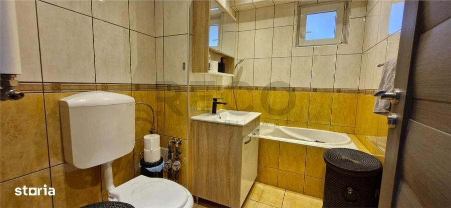 Apartament cu 4 camere decomandat în Nufărul