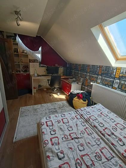 Casă cu 5 camere cu Teren 1000 Mp în Luna