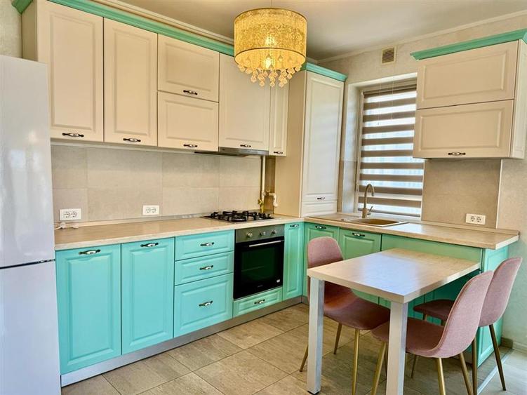 Apartament open space cu parcare si boxa , Coresi Kasper - 9