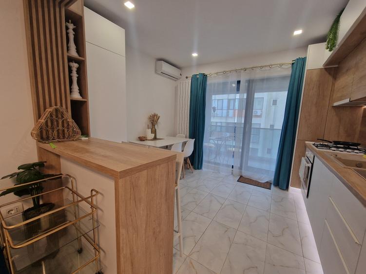 Apartament cu 2 camere semidecomandat în Tomis Plus