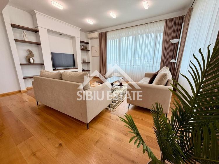 Apartament cu 4 camere decomandat, mobilat în Hipodrom 2