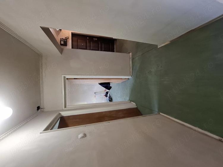 Apartament cu 3 camere decomandat în Drumul Taberei
