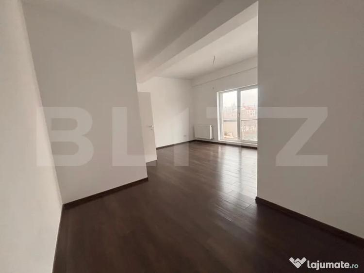 Apartament cu 3 camere decomandat în Viforâta