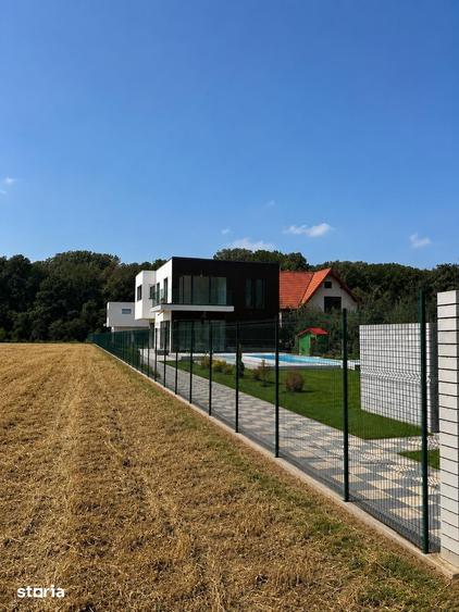 Casă cu 4 camere cu Teren 855 Mp în Snagov