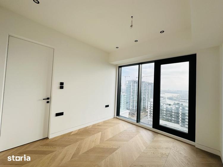 Apartament cu 3 camere în Tei