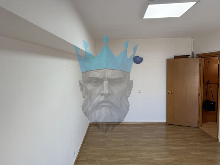 Apartament cu 2 camere decomandat în P-ța Unirii