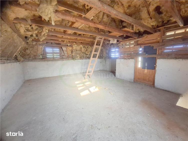 Casă cu 3 camere în Valea Mică