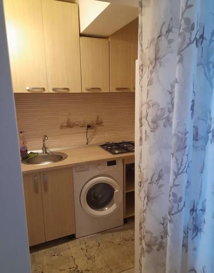 Garsonieră decomandată în Alexandru cel Bun