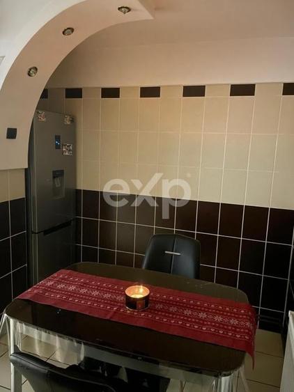 Apartament 3 Camere Decomandat, 80 mp, Etaj 2 - Zona Clubul Sportiv, Târgoviște - 7