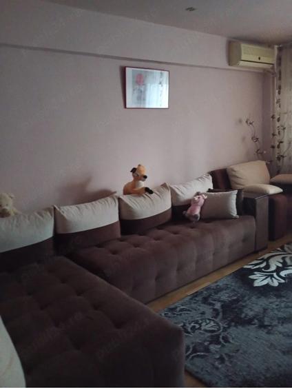 Apartament de vanzare - 3