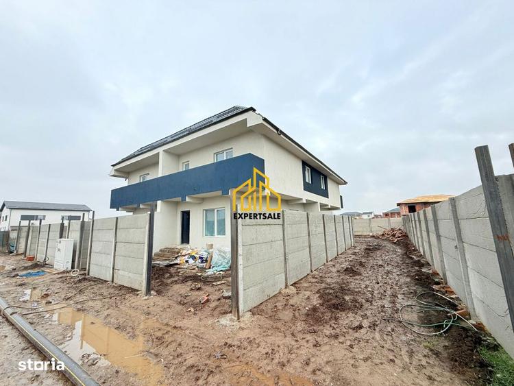 Casă cu 3 camere cu Teren 140 Mp în Central