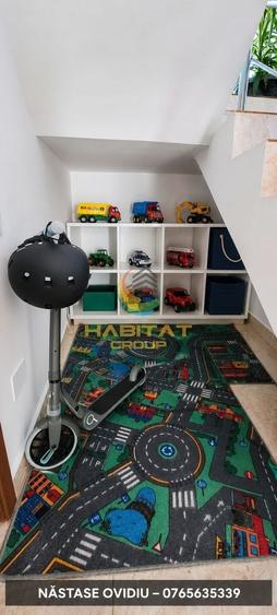 Duplex cu 4 camere cu Canalizare în Central
