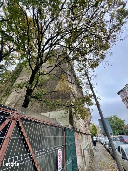 Casă cu Teren 286 Mp în Gara de Nord