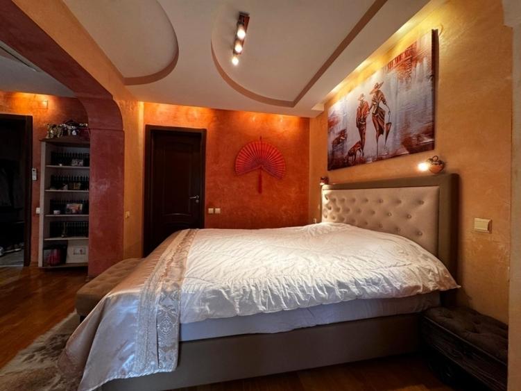 Apartament cu 3 camere decomandat în Târgu Cucu