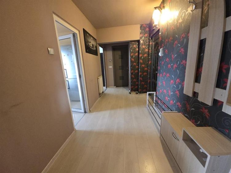 Apartament cu 2 camere decomandat, mobilat în Mărăști