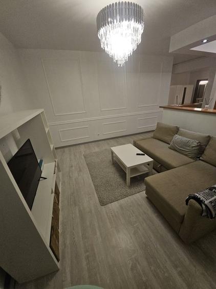 Apartament cu 2 camere decomandat în Olteniței