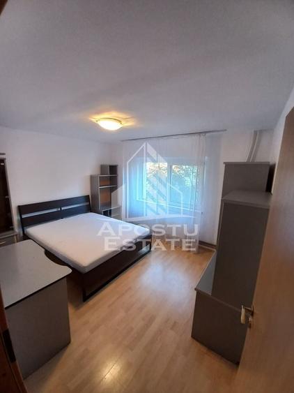 Apartament cu 2 camere decomandat în Steaua