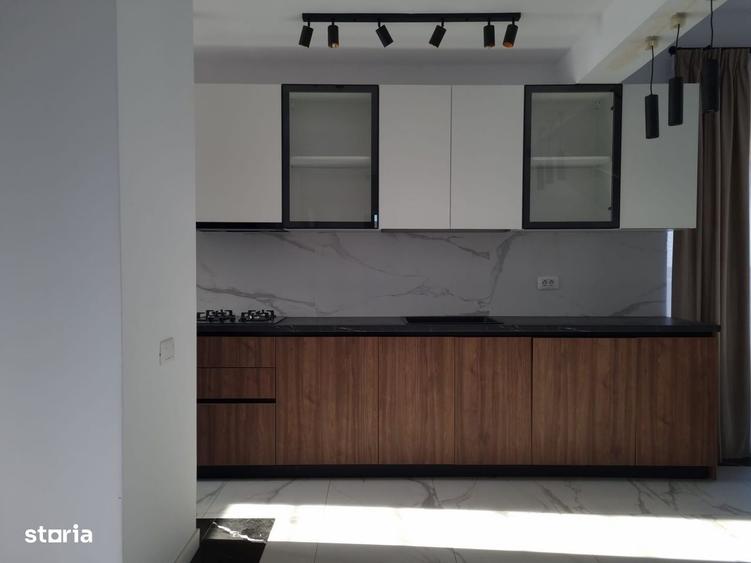 Casă cu 4 camere cu Teren 300 Mp în Central
