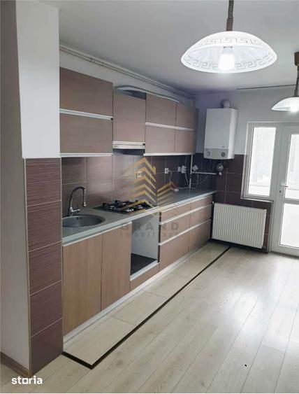 Apartament cu 2 camere decomandat în Calea Moldovei