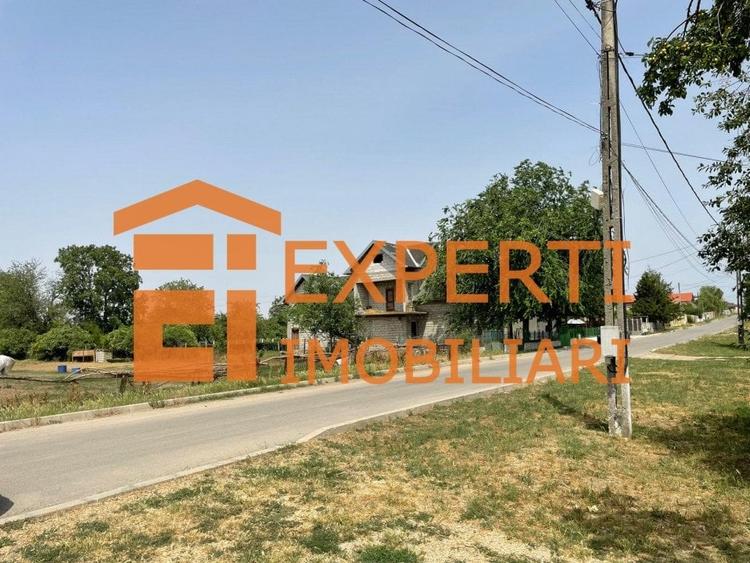 Teren Construcții intravilan de 2581 mp, în Mihail Kogălniceanu