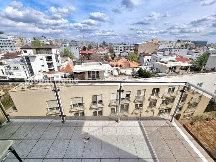 Birou, de 156 mp, în Romană