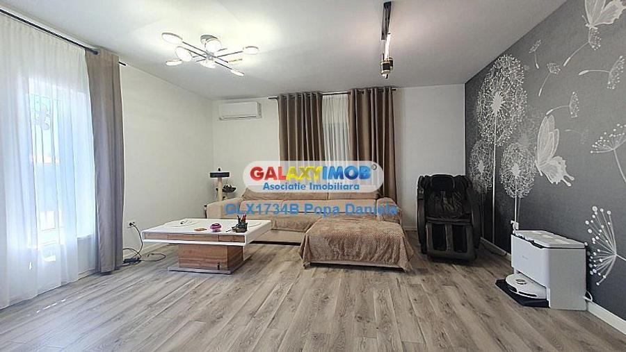 Casă cu 4 camere cu Garaj în Domnești